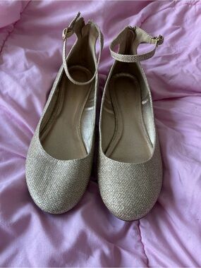 Dream Pairs Metallic Gold Ankle-Strap Flats